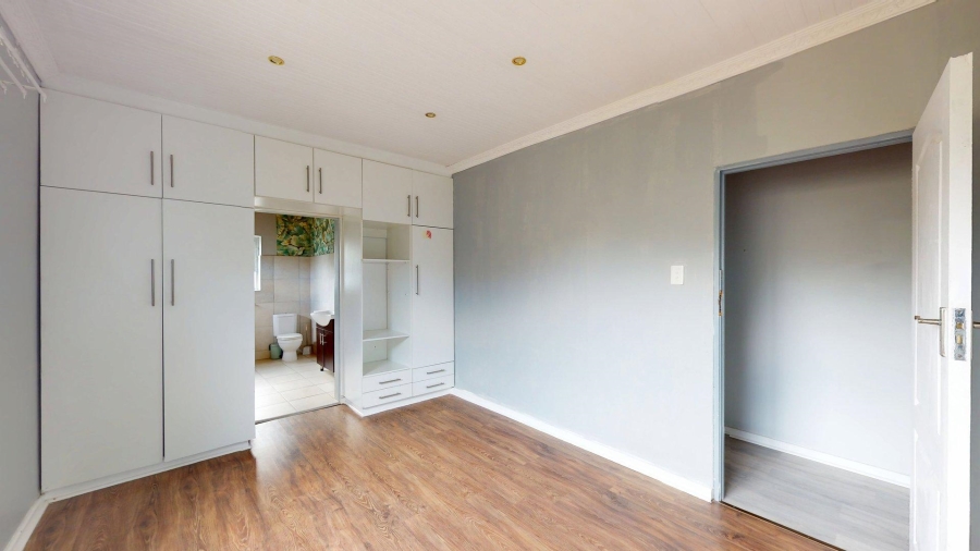 4 Bedroom Property for Sale in Lorraine Eastern Cape